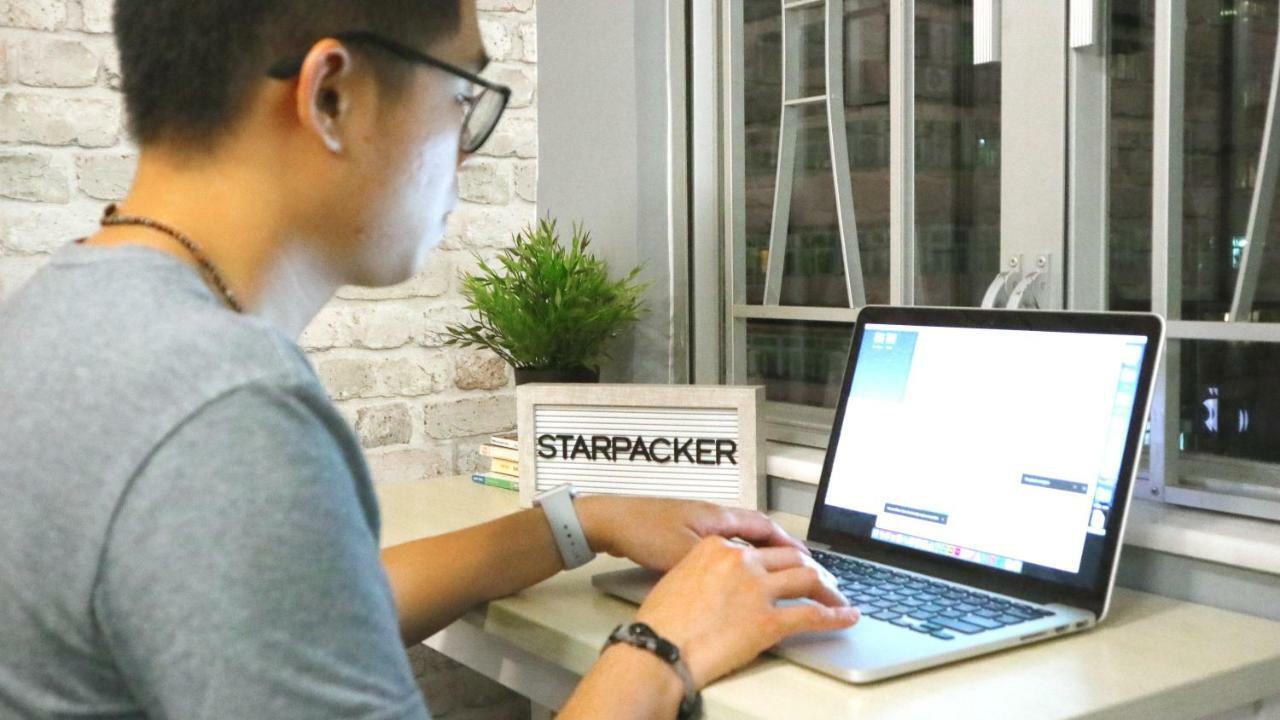 Starpacker Kowloon (Hong Kong) Exterior foto